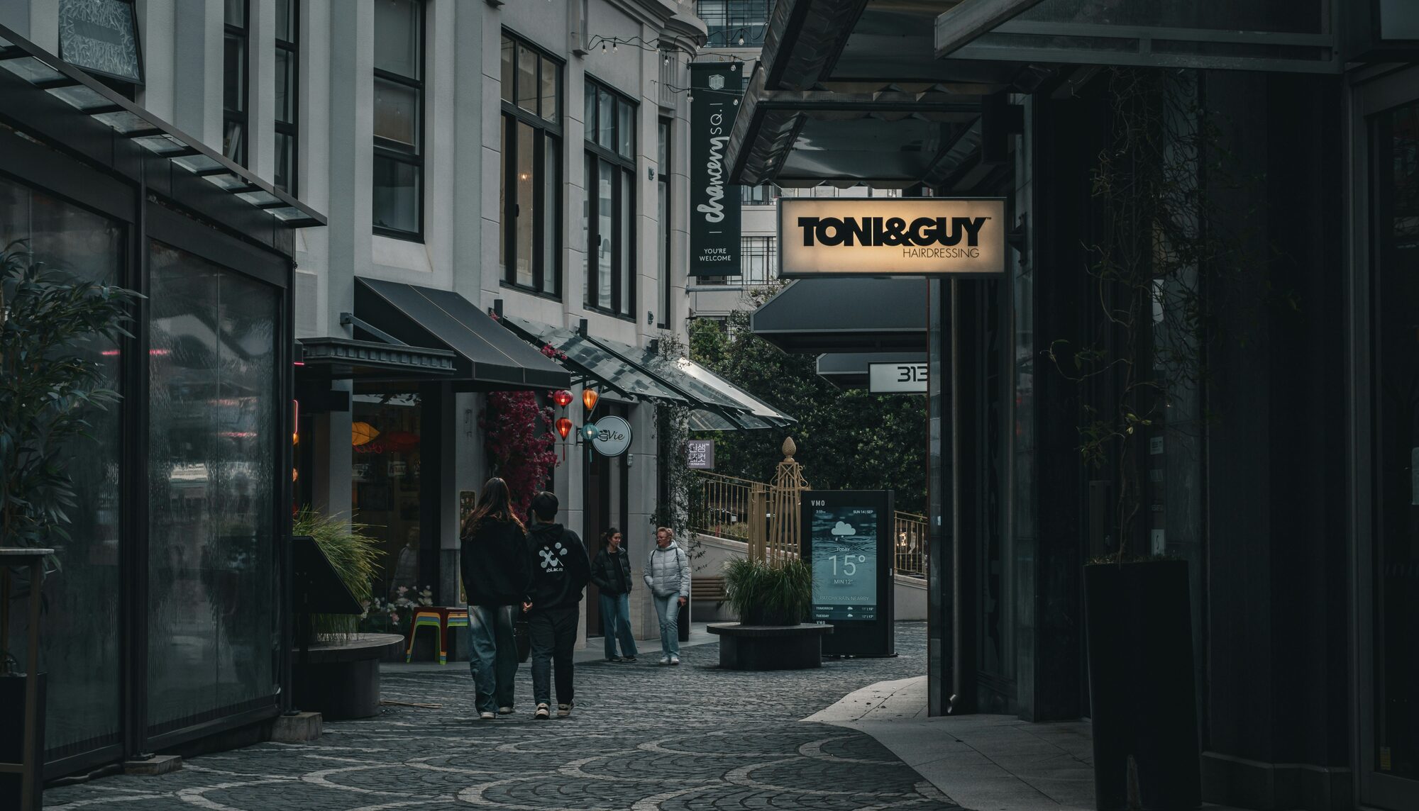 New Zealand laneway with local shops representing Fairweb website design and digital support for small businesses